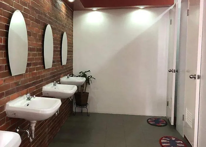 Residencia Skya Hostel